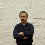 2004 Sul fondo il modello dell'opera Memorie di segni ritrovati