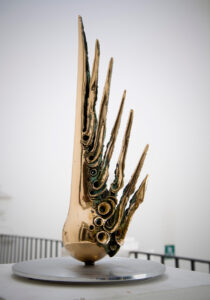 Lacrima del Cielo - 2010 Bronzo e alluminio cm. h 40 x 22 x 22