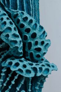 Pilastro del Cielo (particolare) - 2008 Cartapesta e pigmenti cm. h 350 Ø 60 Pilastro del Cielo (particolare) - 2008 Cartapesta e pigmenti cm. h 350 Ø 60