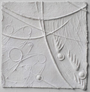 Frammenti di Mappe - 2011 Cartapesta cm. 20 x 20 x 0,5 Frammenti di Mappe - 2011 Cartapesta cm. 20 x 20 x 0,5