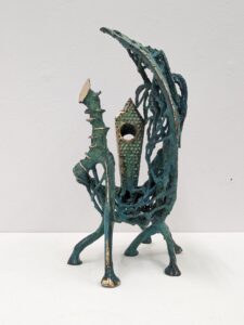 La casa delle api - 2023 bronzo 12x38x23 cm La casa delle api - 2023 bronzo 12x38x23 cm